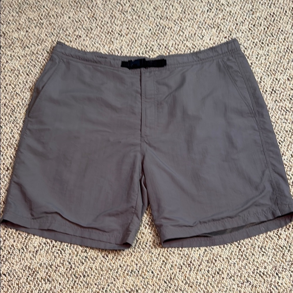 St. John's Bay Men’s Charcoal Elastic Waist Shorts. Size 44